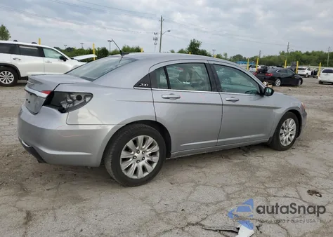 2013 Chrysler 200 Lx from USA, damaged, VIN 1C3CCBAB3DN735679
